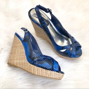 White House Black Market Wedges